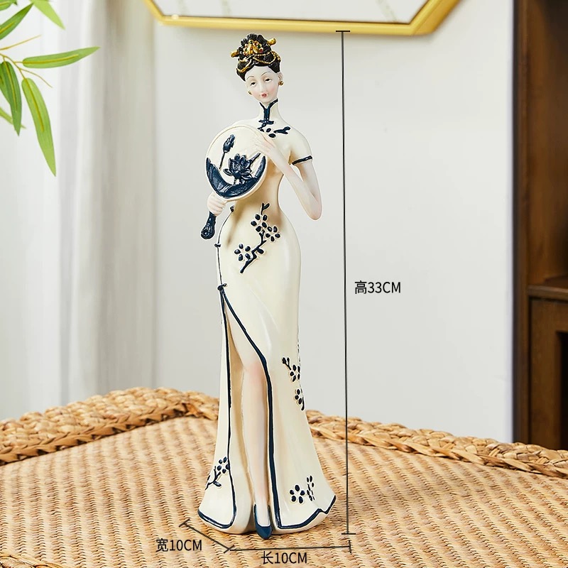 Palatial Lady Figurine - Image 7